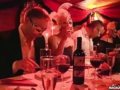 Magma filmu fetišs swinger puse